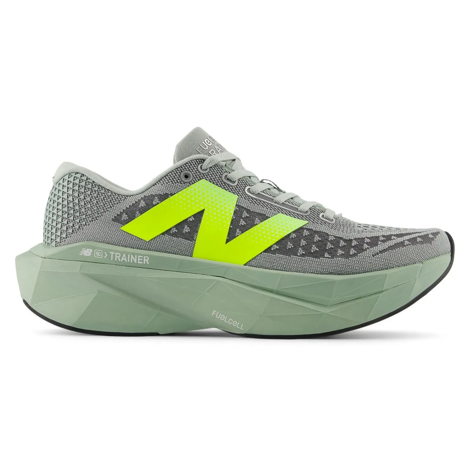 Tênis New Balance Fuelcell Supercomp Trainer V3 Masculino Verde Claro mostrando detalhes do cabedal e sola em fundo branco